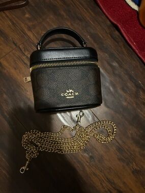 Ava Crossbody Bag In Signature Canvas